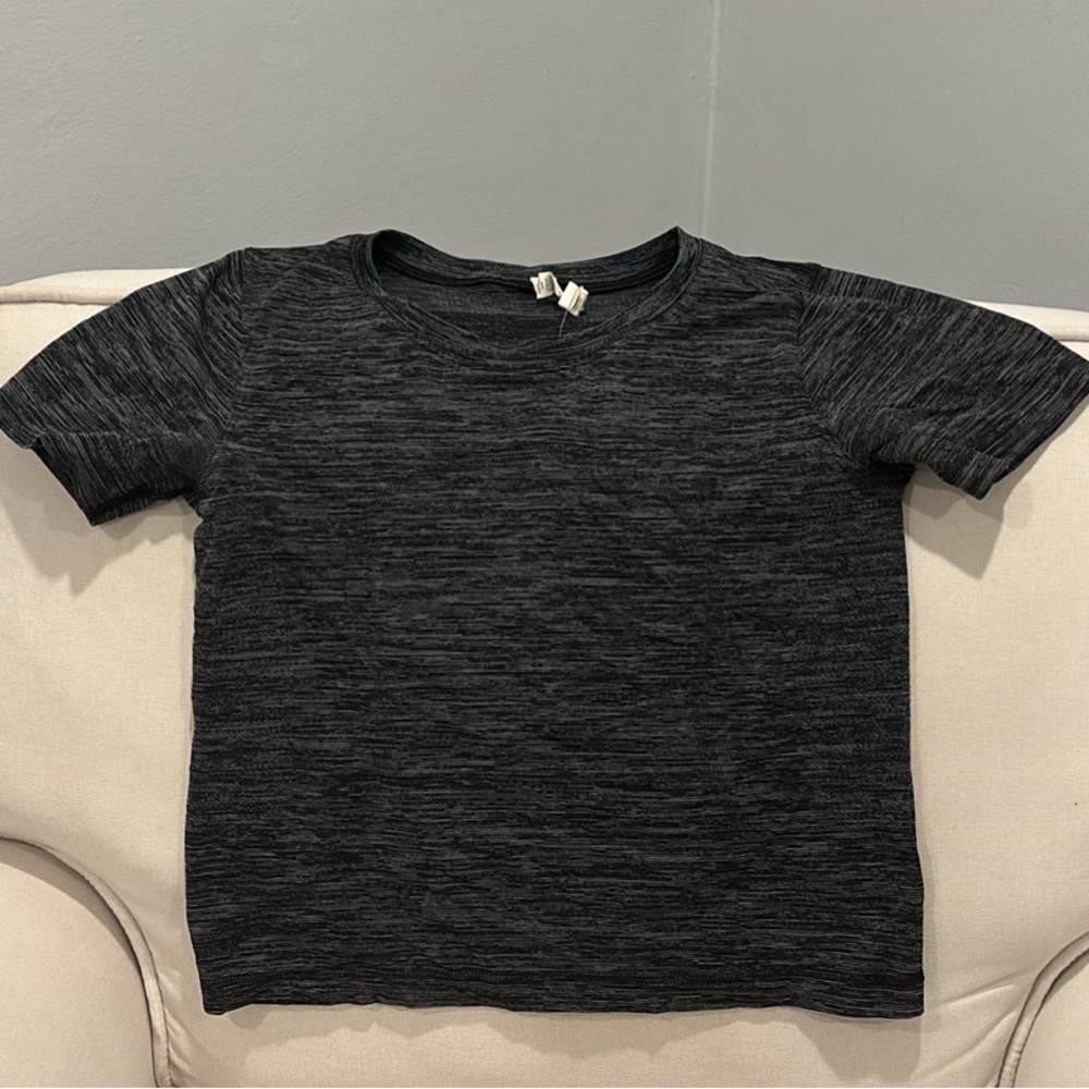 lululemon Swiftly Tee (cropped)